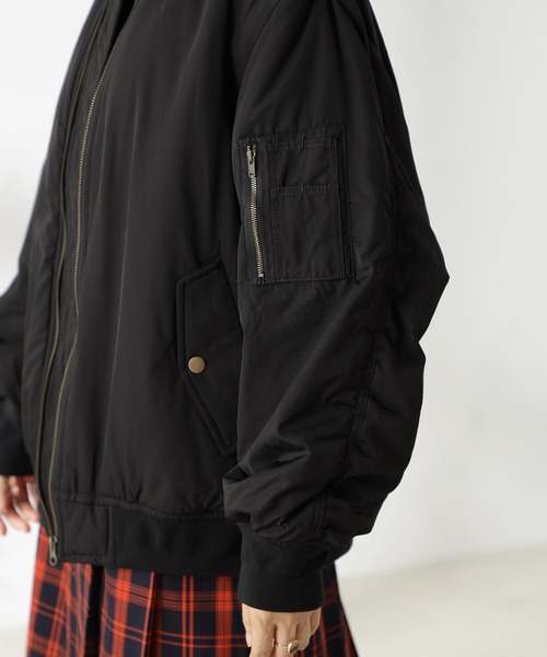 FOUND GOOD（ファウンドグッド）の「2WAYMA-1（MA-1・レディース・ブラウン系3/グリーン系8/アイボリー/ブラック・S/M/L）」の6枚目の写真