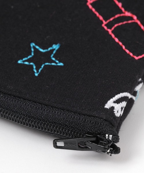 BAYFLOW（ベイフロー）の「BFキルトネオンPCケース25×35（PC・タブレットケース・レディース・ブラック/パープル・0）」の7枚目の写真