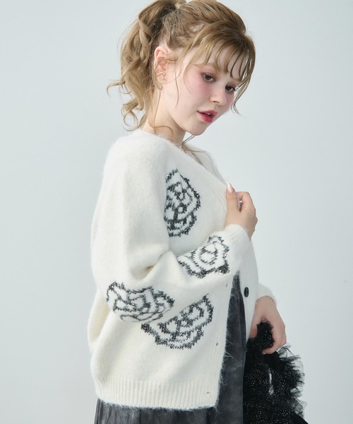 TITTY&CO.（ティティーアンドコー）の「フラワー刺繍モヘアタッチ