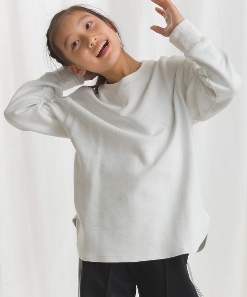 OMNES(オムネス)の「キッズリップルダブルフェイス長袖Tシャツ(Tシャツ/カットソー・キッズ・ライトカーキ/グレー/ブルー/ブラック/ピンク/ホワイト・120/110/100/140/130)」の22枚目の写真