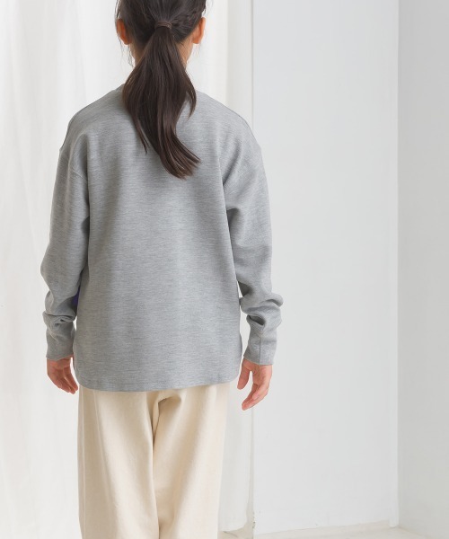 OMNES(オムネス)の「キッズリップルダブルフェイス長袖Tシャツ(Tシャツ/カットソー・キッズ・ライトカーキ/グレー/ブルー/ブラック/ピンク/ホワイト・120/110/100/140/130)」の7枚目の写真