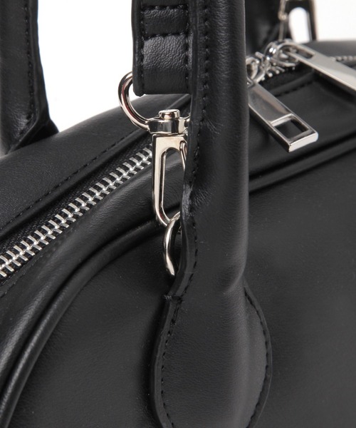 LAKOLE（ラコレ）の「横長ミニボストンバッグ / 253080（ボストンバッグ・レディース・ブラック/シルバー・FREE）」の5枚目の写真