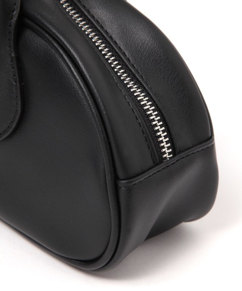 LAKOLE（ラコレ）の「横長ミニボストンバッグ / 253080（ボストンバッグ・レディース・ブラック/シルバー・FREE）」の7枚目の写真