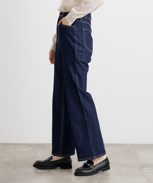 grove（グローブ）の「センタープレス入りソフトフレアーデニムパンツ（デニムパンツ・レディース・ネイビー/ブルー系その他/ブルー・03/02/01/04/05）」の8枚目の写真