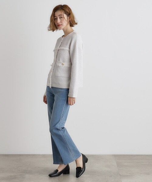 grove（グローブ）の「センタープレス入りソフトフレアーデニムパンツ（デニムパンツ・レディース・ネイビー/ブルー系その他/ブルー・03/02/01/04/05）」の16枚目の写真