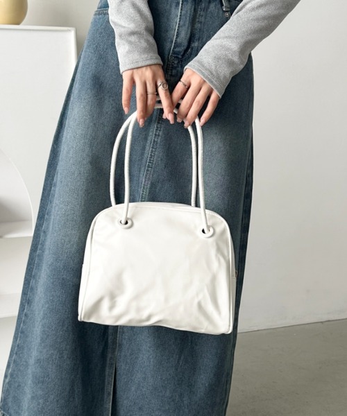 CLEA（クレア）の「ロングハンドルボストンバッグ（ボストンバッグ・レディース・ブラウン/ブラック/アイボリー・FREE）」の8枚目の写真