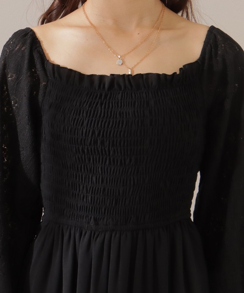 Lace Ladies(レースレディース)の「2WAY シャーリング オフショルダー マキシ ワンピース(ワンピース・レディース・アイボリー/ブラック・FREE/S)」の6枚目の写真