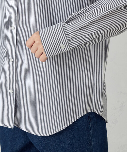 COMME CA ISM(コムサイズム)の「ストライプシャツ(シャツ/ブラウス・レディース・ブラック/サックスブルー・LARGE/MEDIUM)」の10枚目の写真