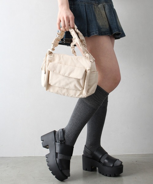 SpRay（スプレイ）の「シャーリングショルダーバッグ（ショルダーバッグ・レディース・ブラック/アイボリー・FREE）」の3枚目の写真