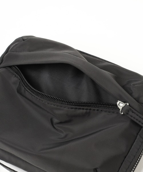 GLOBAL WORK（グローバルワーク）の「撥水ガジェットポーチ/288506（ボディバッグ/ウエストポーチ・メンズ・ブラック・ONE SIZE）」の18枚目の写真