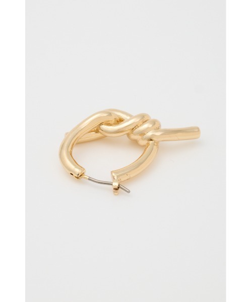 SLY(スライ)の「KNOT HOOP P/EARRING ノット フープ ピアス(ピアス(両耳用)・レディース・ゴールド/シルバー・FREE)」の14枚目の写真