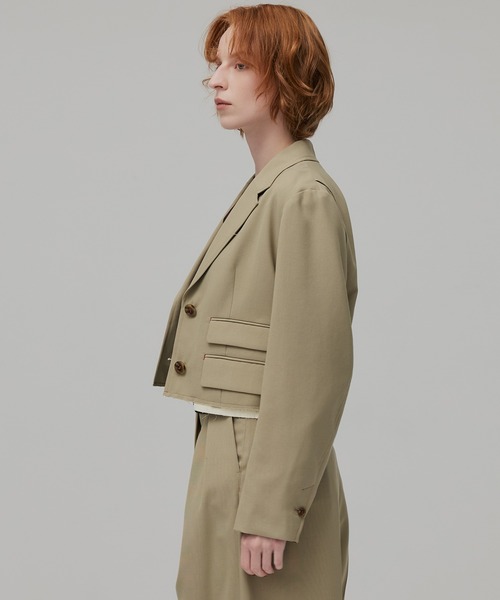 PUBLIC TOKYO（パブリックトウキョウ）の「ミコウールクロップドジャケット（テーラードジャケット・レディース・ベージュ/ネイビー・1/2）」の6枚目の写真
