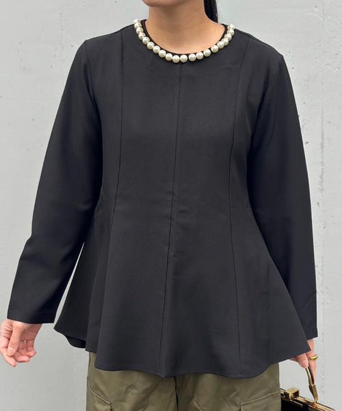 aquagarage(アクアガレージ)の「パール付きヘムライントップス(Tシャツ/カットソー・レディース・グレイッシュベージュ・M)」の22枚目の写真
