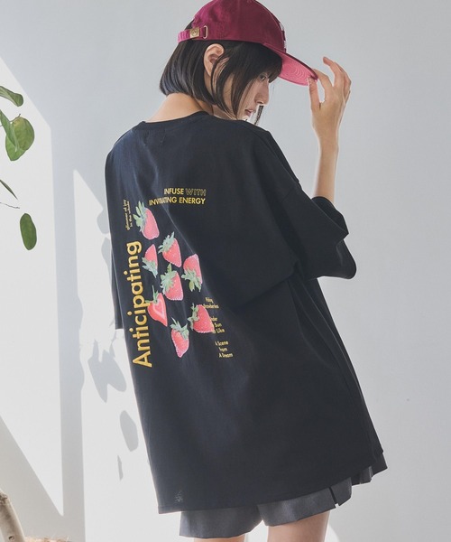 PBLIM（ページボーイリム）の「《UNISEX》メニーベリーTシャツ（Tシャツ/カットソー・レディース・オフホワイト/ブラック/ブラウン/ネイビー・MEDIUM/LARGE）」の2枚目の写真