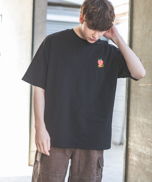 PBLIM（ページボーイリム）の「《UNISEX》メニーベリーTシャツ（Tシャツ/カットソー・レディース・オフホワイト/ブラック/ブラウン/ネイビー・MEDIUM/LARGE）」の6枚目の写真