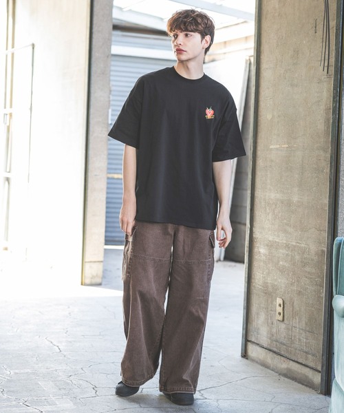 PBLIM（ページボーイリム）の「《UNISEX》メニーベリーTシャツ（Tシャツ/カットソー・レディース・オフホワイト/ブラック/ブラウン/ネイビー・MEDIUM/LARGE）」の11枚目の写真