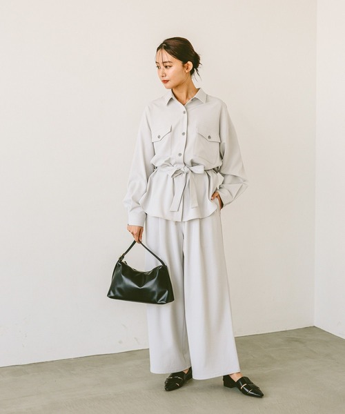 GLOBAL WORK(グローバルワーク)の「リラックススマートSET UPシャツ長袖/286257(シャツ/ブラウス・レディース・ブラック/グレー系その他/キャメル・MEDIUM/LARGE)」の4枚目の写真