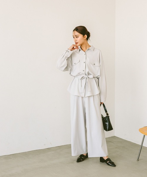 GLOBAL WORK(グローバルワーク)の「リラックススマートSET UPシャツ長袖/286257(シャツ/ブラウス・レディース・ブラック/グレー系その他/キャメル・MEDIUM/LARGE)」の7枚目の写真