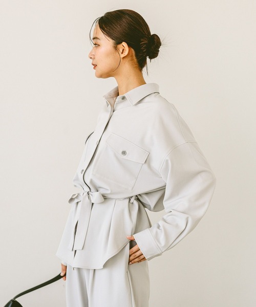 GLOBAL WORK(グローバルワーク)の「リラックススマートSET UPシャツ長袖/286257(シャツ/ブラウス・レディース・ブラック/グレー系その他/キャメル・MEDIUM/LARGE)」の9枚目の写真