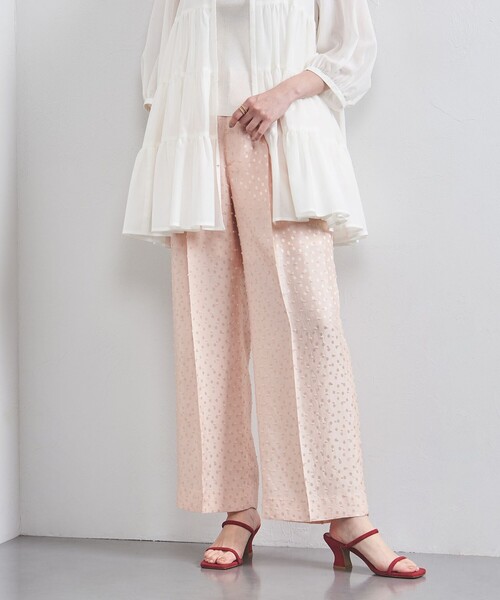 UNITED ARROWS（ユナイテッドアローズ）の「ドット サテン 2タック ワイドパンツ（その他パンツ・レディース・ネイビー/ブラック/ライトピンク/オフホワイト/その他8・36/38/40）」の8枚目の写真