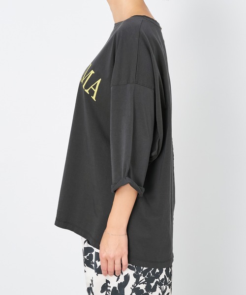 MICA&DEAL（マイカ＆ディール）の「"MALAMA"ロゴプリントプルオーバー（Tシャツ/カットソー・レディース・ホワイト/ベージュ/グリーン/チャコールグレー・FREE）」の21枚目の写真