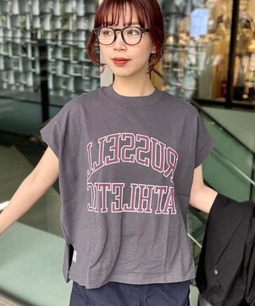 tシャツ 「別注」RUSSELL ATHLETIC / クラシック スクエア Ｔシャツ レディース Russell Athletic（ラッセルアスレティック）の「【別注