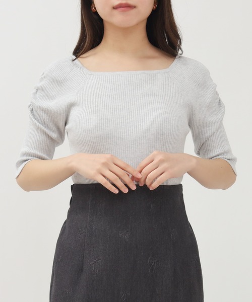 archi - archi　薄手のニット　ブラックグレー　Ｓサイズ　アーキ archi薄手のニットブラックグレーSサイズアーキセータートップス
