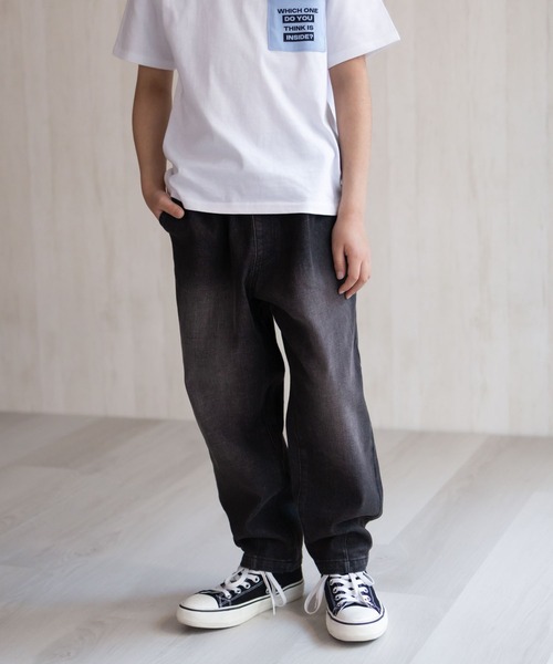 Mac-House（マックハウス）の「バレルレッグ デニムパンツ（デニムパンツ・キッズ・ブラック系その他・120/130/140/150/160）」の4枚目の写真