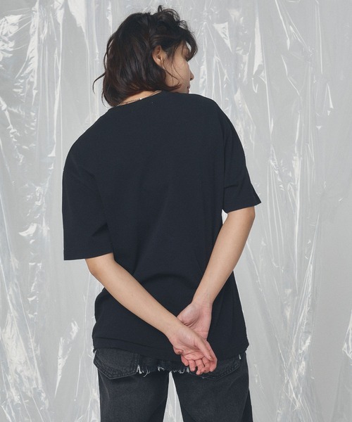 ELLEgirl（エルガール）の「フォトプリントTシャツ【ELLEgirl/エルガール】（Tシャツ/カットソー・レディース・ブラック/オフホワイト・FREE）」の3枚目の写真