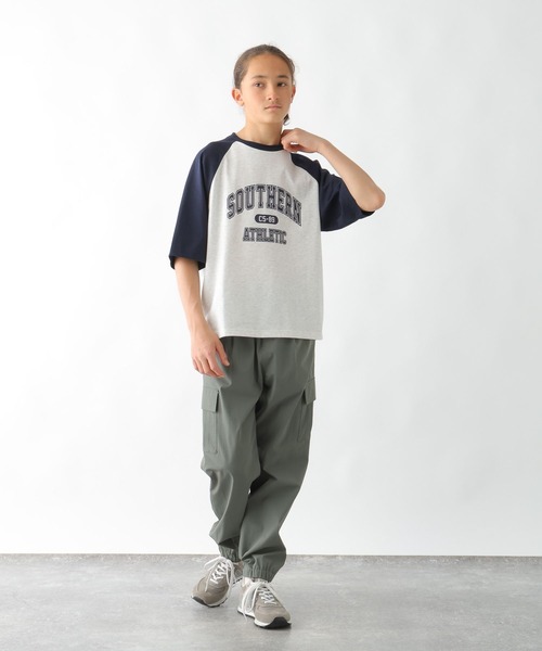 GLOBAL WORK(グローバルワーク)の「ヘビロッTEEラグランBIG/147389(Tシャツ/カットソー・キッズ・ホワイト×ブルー/ホワイト×ブラック/杢グレー・130cm/140cm/150cm/160cm/170cm)」の13枚目の写真