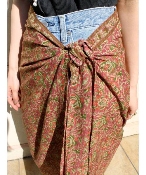 Ungrid（アングリッド）の「サラサ柄ラップスカート（スカート・レディース・その他1・FREE）」の3枚目の写真