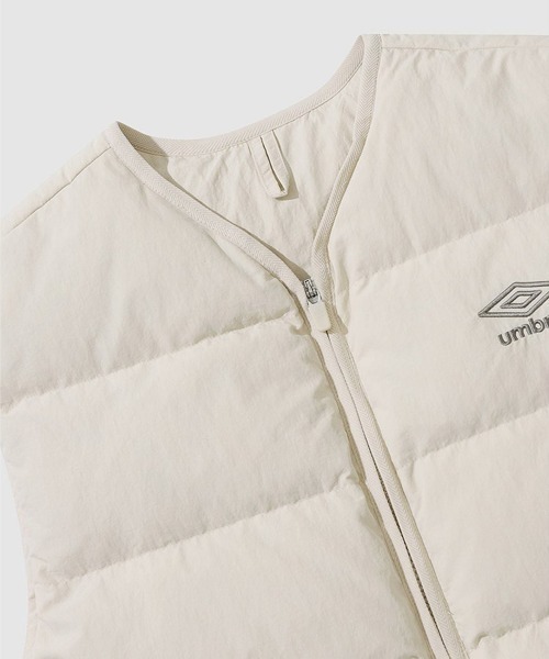 UMBRO（アンブロ）の「UMBRO LIGHTWEIGHT DOWN VEST（アンブロ ライトウェイト ダウンベスト）（ベスト・メンズ・ベージュ系・X-LARGE/MEDIUM）」の5枚目の写真