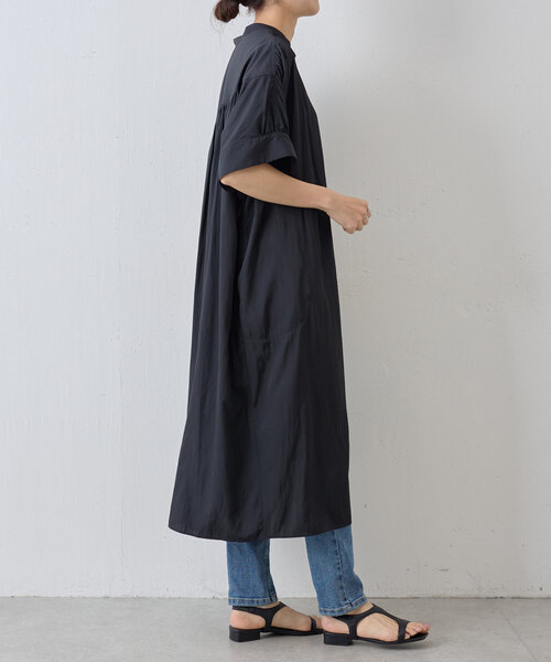 BEARDSLEY（ビアズリー）の「ギャザー割繊ワンピ（ワンピース・レディース・ベージュ/ブラック・FREE）」の4枚目の写真