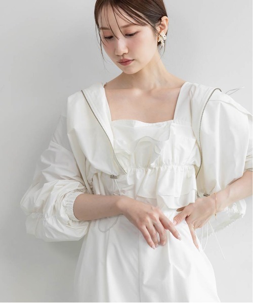 RANDA（ランダ）の「フードフリルマウンテンパーカー（マウンテンパーカー・レディース・ベージュ/ホワイト/ネイビー・FREE/FT）」の7枚目の写真