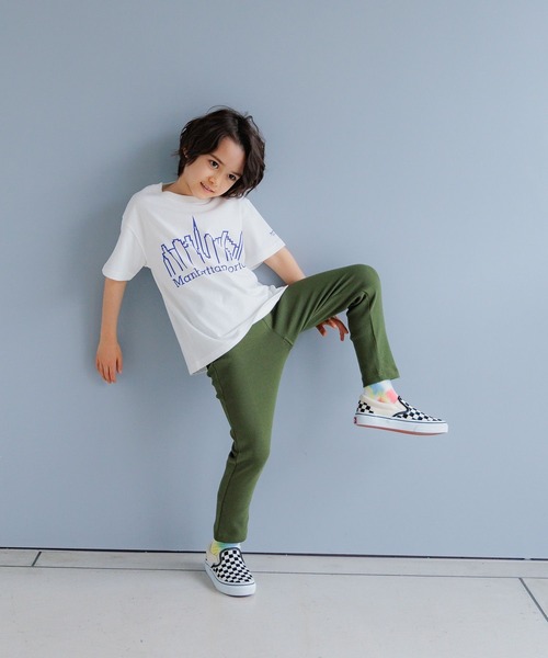 Manhattan Portage(マンハッタンポーテージ)の「【Manhattan Portage(マンハッタンポーテージ)】別注スカイラインロゴT(KIDS)(Tシャツ/カットソー・キッズ・オフホワイト/ブラック/オレンジ・110cm/130cm/150cm)」の6枚目の写真