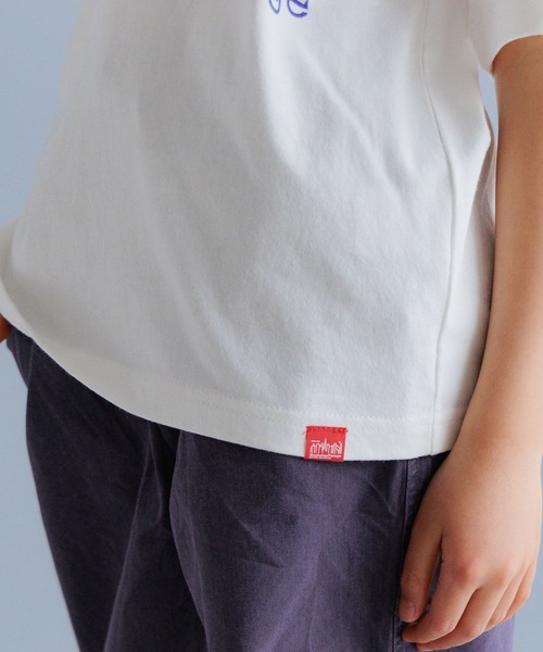 Manhattan Portage(マンハッタンポーテージ)の「【Manhattan Portage(マンハッタンポーテージ)】別注スカイラインロゴT(KIDS)(Tシャツ/カットソー・キッズ・オフホワイト/ブラック/オレンジ・110cm/130cm/150cm)」の16枚目の写真