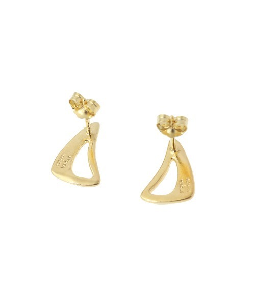 MANOF(マノフ)の「BYOKA×MANOF TRIANGLE PIERCE(ピアス(両耳用)・レディース・ゴールド・FREE)」の6枚目の写真