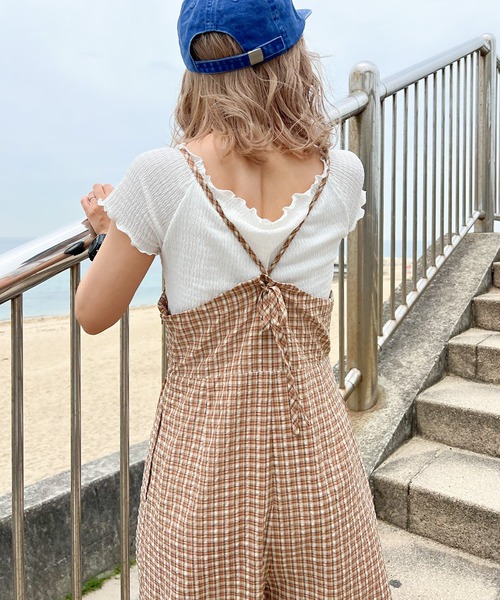 JUNOAH(ジュノア)の「バックリボンチェックロンパース(つなぎ/オールインワン・レディース・ブラウン/グリーン/オレンジ・LARGE/MEDIUM/SMALL)」の1枚目の写真