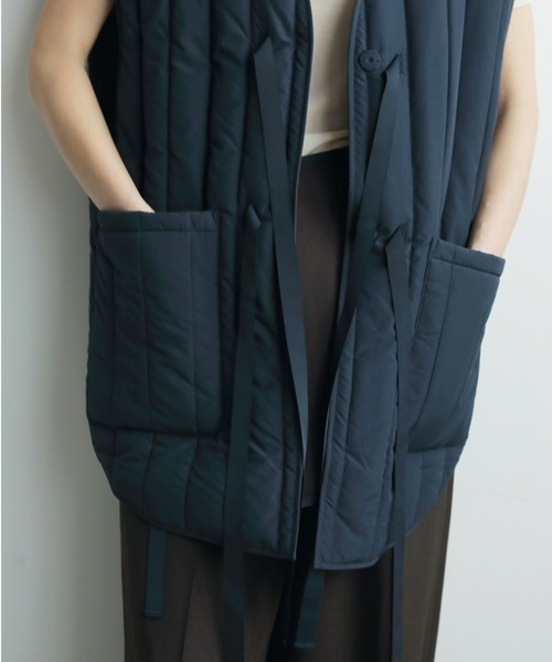 anuke（アンヌーク）の「Backopen Stripe Vest（ベスト・レディース・ネイビー/クリーム・38inch/36inch）」の5枚目の写真