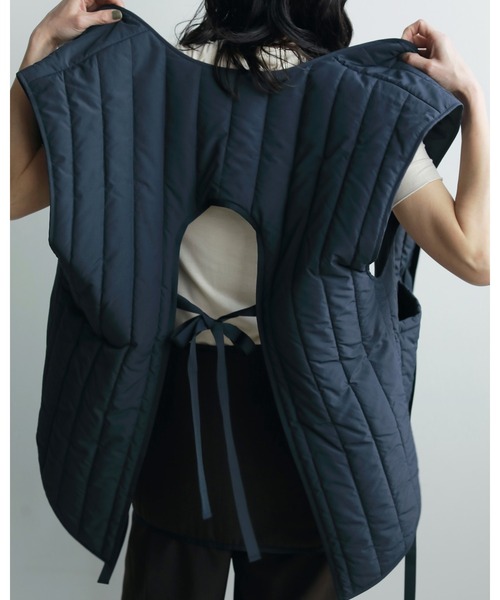anuke（アンヌーク）の「Backopen Stripe Vest（ベスト・レディース・ネイビー/クリーム・38inch/36inch）」の6枚目の写真