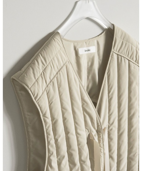 anuke（アンヌーク）の「Backopen Stripe Vest（ベスト・レディース・ネイビー/クリーム・38inch/36inch）」の20枚目の写真
