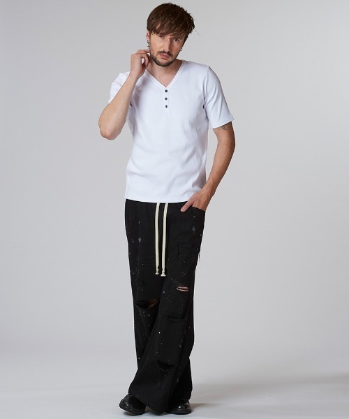 NO ID.(ノーアイディ)の「mt9799-フライスヘンリーV-N-T VネックTシャツ(Tシャツ/カットソー・メンズ・ブラック/グレー/ホワイト・2/1)」の20枚目の写真