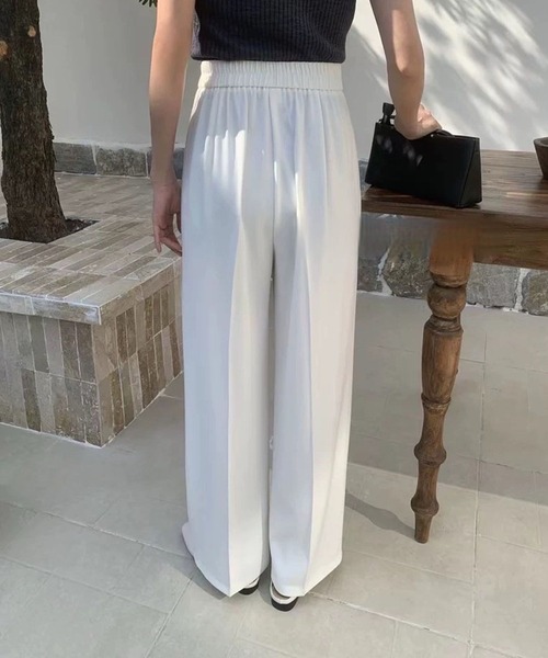 BANICO(バニコ)の「ハイウエストタックストレートパンツ(スラックス・レディース・ブラック/ホワイト・LARGE/MEDIUM/SMALL)」の7枚目の写真