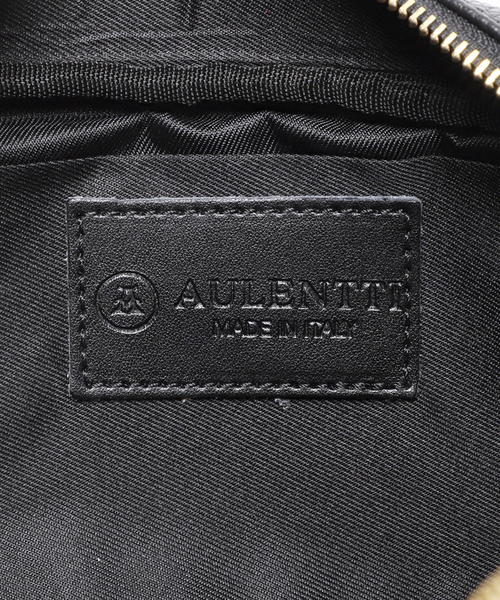 AULENTTI オウレンティ　ワンハンドルバッグ ベージュ AULENTTI（オウレンティ）の「【AULENTTI/オウレンティ】CLASSIC