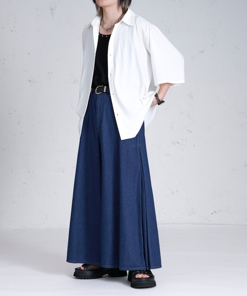 Ellno Loset(エルノロゼット)の「スーパーフレアバギーデニム(デニムパンツ・メンズ・ネイビー/ブラック・マルチサイズ)」の4枚目の写真
