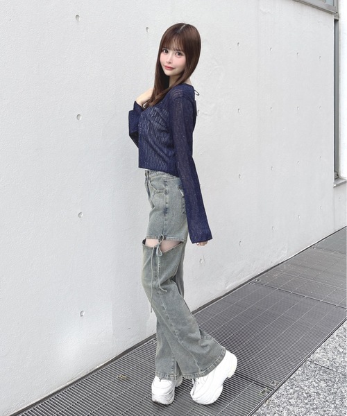 one way(ワンウェイ)の「スパンコールニットカーディガン(カーディガン/ボレロ・レディース・ブルー/オフホワイト/イエロー/ネイビー・FREE)」の8枚目の写真