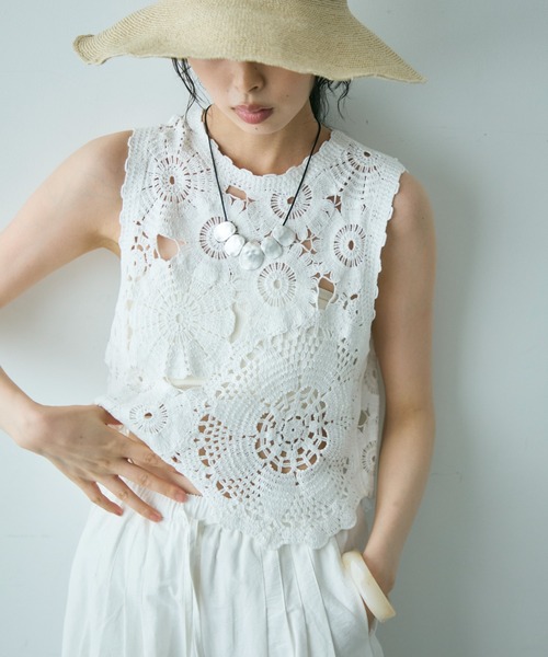 paco rabanne フラワートップス Rayon Jacquard Flower All Over Embroidery Top | Pasand by ne