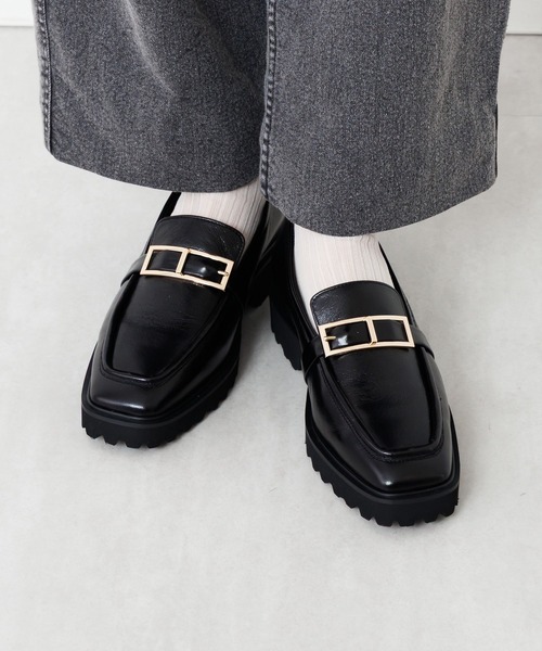 HIMIKO(ヒミコ)の「【HIMIKO】【撥水】トラックソールスクエアバックルローファー/651321(ローファー・レディース・ブラック/アイボリー/ブラウン・22.0cm/23.0cm/24.0cm/25.5cm/22.5cm/23.5cm/24.5cm/25.0cm)」の1枚目の写真