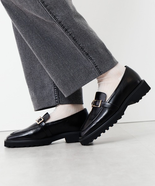 HIMIKO(ヒミコ)の「【HIMIKO】【撥水】トラックソールスクエアバックルローファー/651321(ローファー・レディース・ブラック/アイボリー/ブラウン・22.0cm/23.0cm/24.0cm/25.5cm/22.5cm/23.5cm/24.5cm/25.0cm)」の7枚目の写真