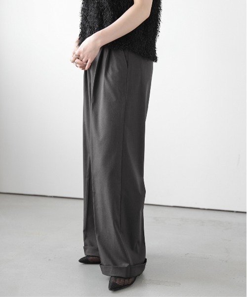 ワイドストレートスラックスパンツ